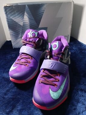 Nike Purple KD VII Basketball Shoes, size 13 men’s, worn ones in new condition.